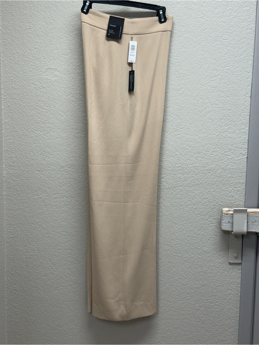 Wilson Beige Women's Straight Skirt-Style Trousers Braxton MSRP $148 size 8